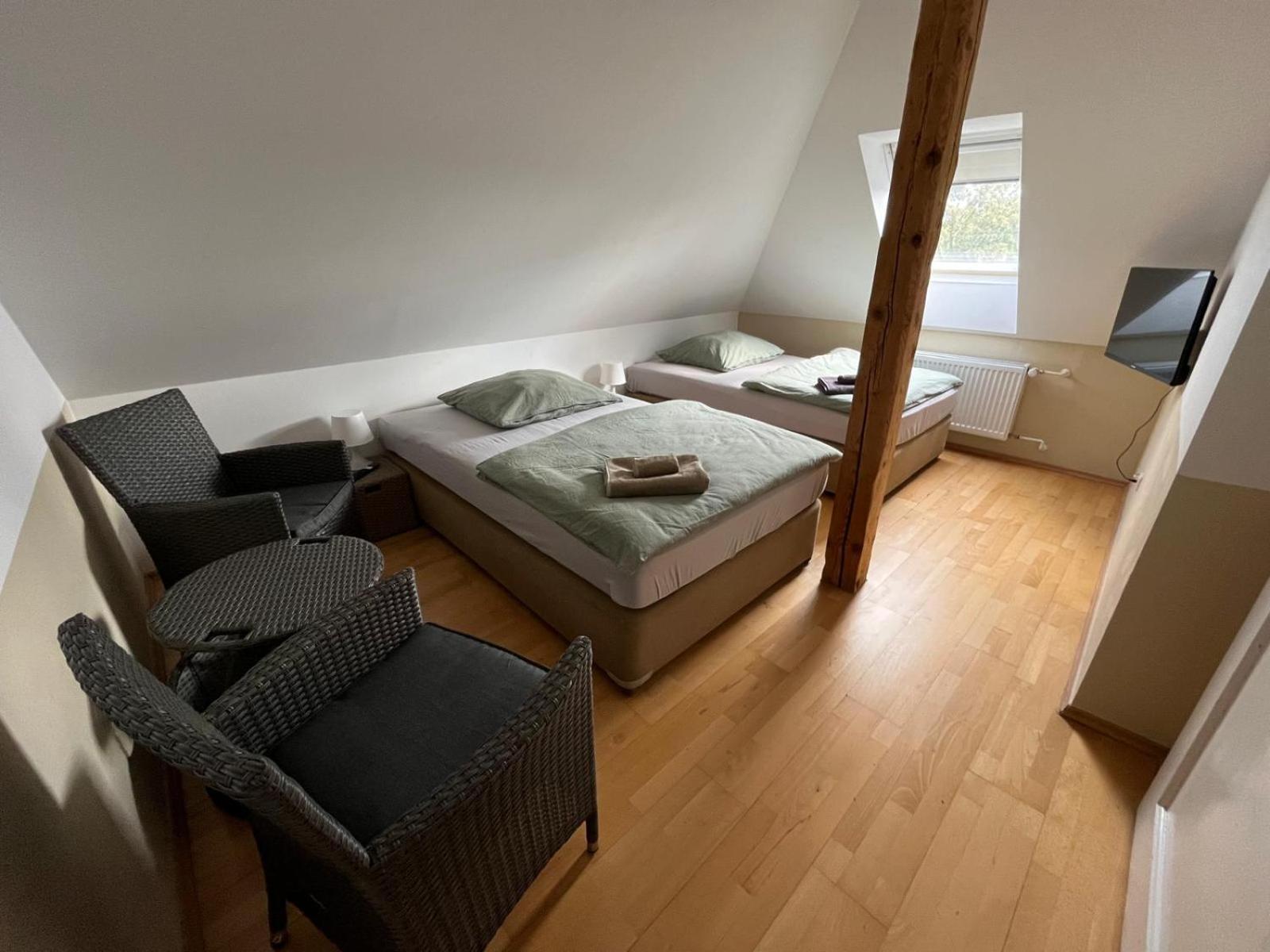 Doppelzimmer-Bad-Kuehlschrank-Tv-19 Meine ภายนอก รูปภาพ
