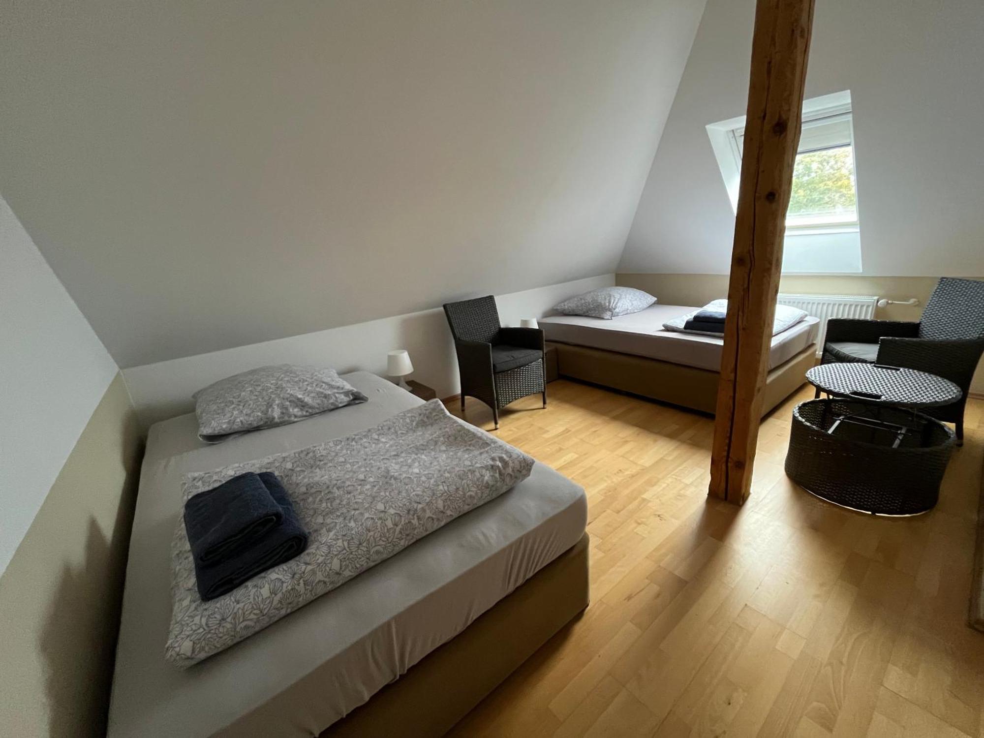 Doppelzimmer-Bad-Kuehlschrank-Tv-19 Meine ภายนอก รูปภาพ