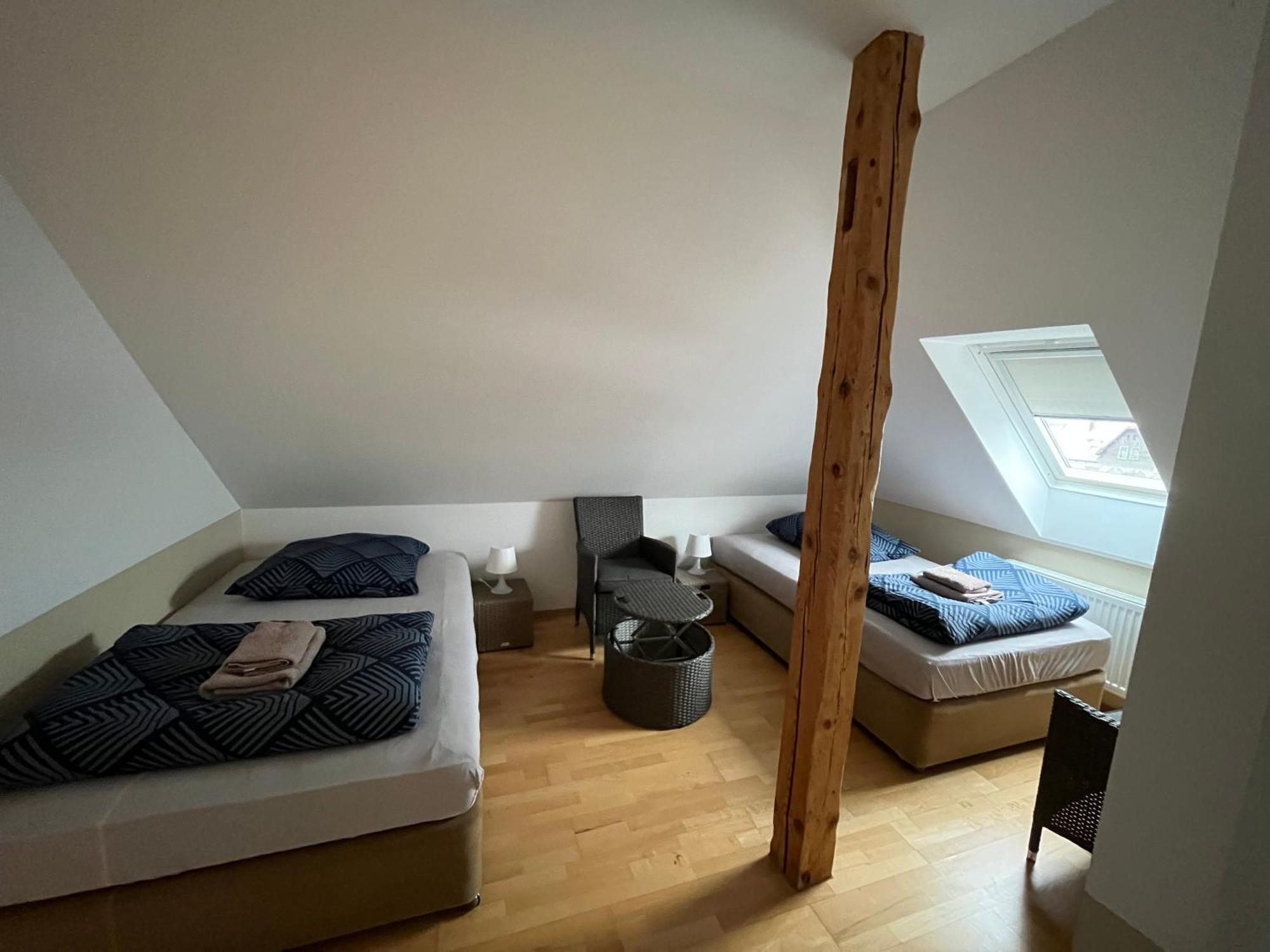 Doppelzimmer-Bad-Kuehlschrank-Tv-19 Meine ภายนอก รูปภาพ